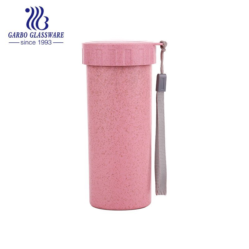 Botella de agua de plástico ecológica de color púrpura de 400 ml con tapa a prueba de fugas y cuerda portátil