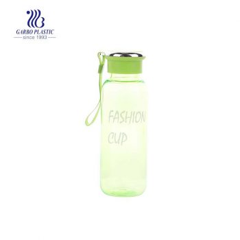 портативная прочная пластиковая бутылка для питьевой воды зеленого цвета для занятий спортом на открытом воздухе