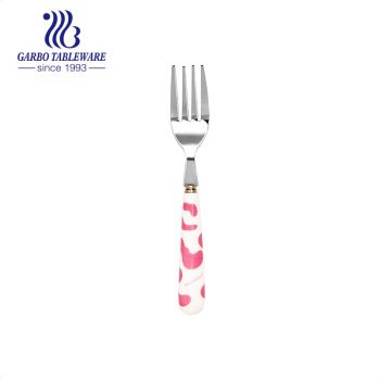 Tenedores de mesa creativos al por mayor Garbo con mango de cerámica personalizado espejo pulido tenedor de comida