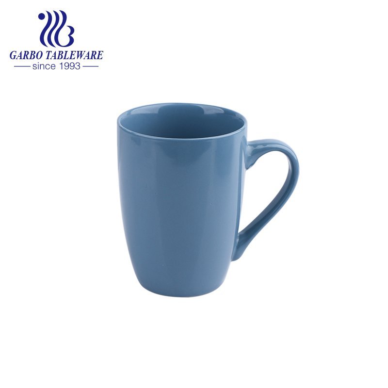 Doppelseitige Farbglasur Keramik Porzellan Kaffeetasse mit Druck Design China Lieferant Großhandel Keramik Tassen.