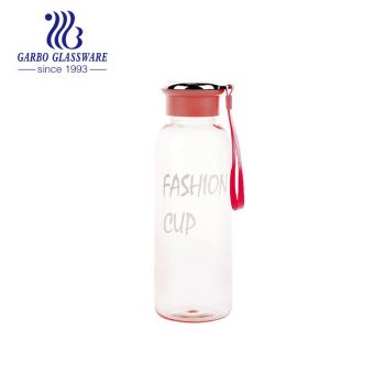 Vente en gros bouteille d'eau en plastique rose sûre durable pour les sports de plein air