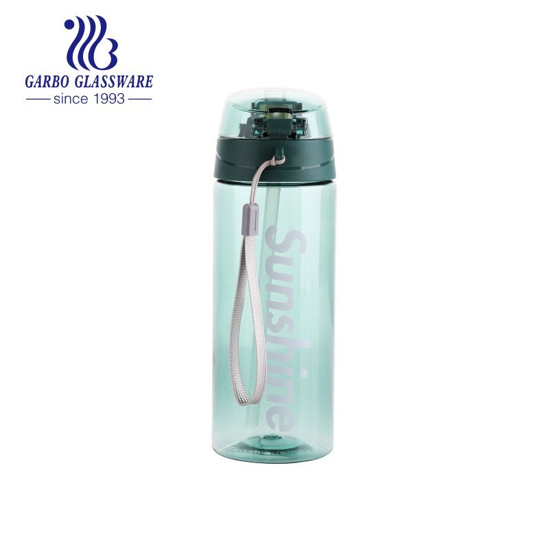 Botella de agua plástica fácil de llevar libre de BPA verde al por mayor de 430ml