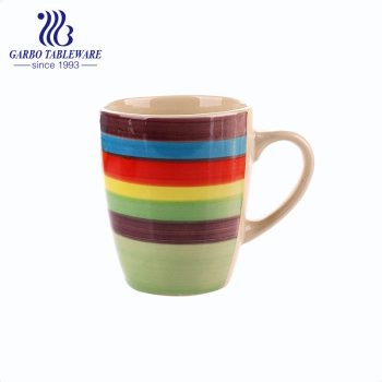 Fornecedor barato de atacado da China caneca de cerâmica colorida canecas de estoque de faiança popular clássico copo de bebida