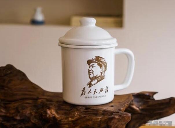 Quando os copos de porcelana chinesa vieram com alças