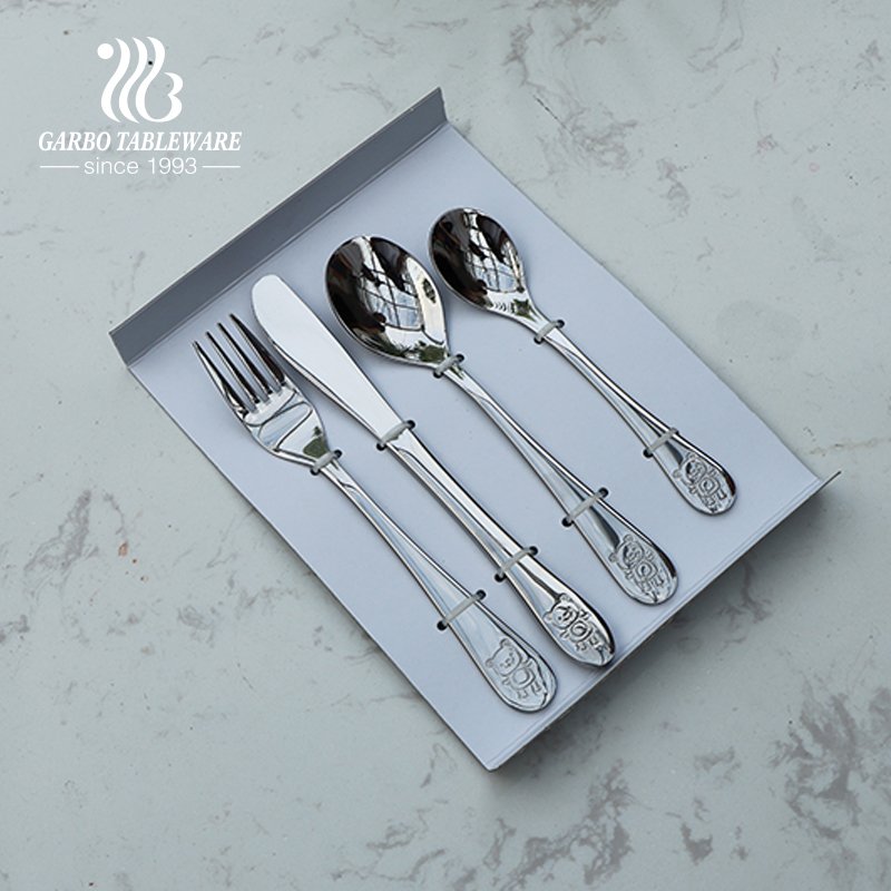Espelho de talheres de prata baratos por atacado com acabamento em aço inoxidável 18/0 garfo de jantar com alça de design de papelão