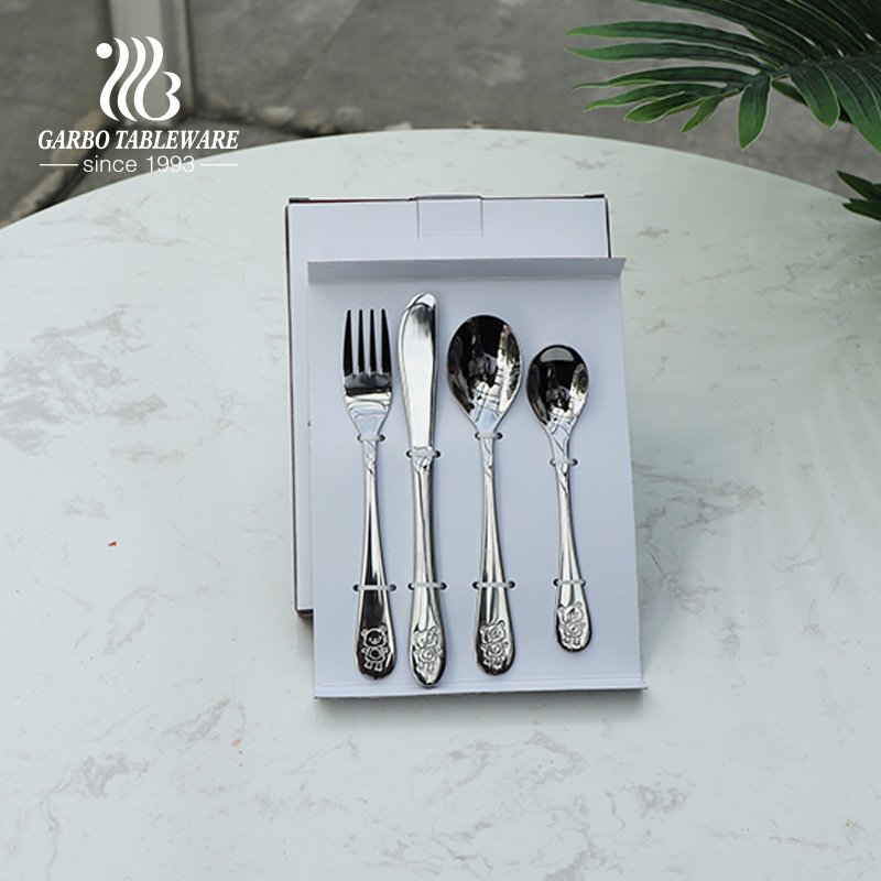 Espelho de talheres de prata baratos por atacado com acabamento em aço inoxidável 18/0 garfo de jantar com alça de design de papelão