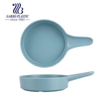 new design round shape strong plastic blue serving plates with simple handle can be used with snack, salad, fruit or meat both for indoor and outdoor