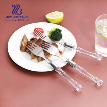 Garfos de mesa de jantar 410 13/0 SS baratos por atacado com alça de plástico PS