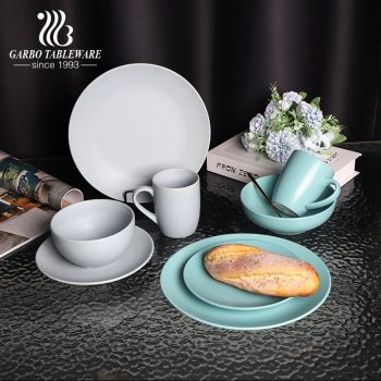 Factory cheap simple European stoneware tableware set matte color 16pcs ceramic dinnerware sets
