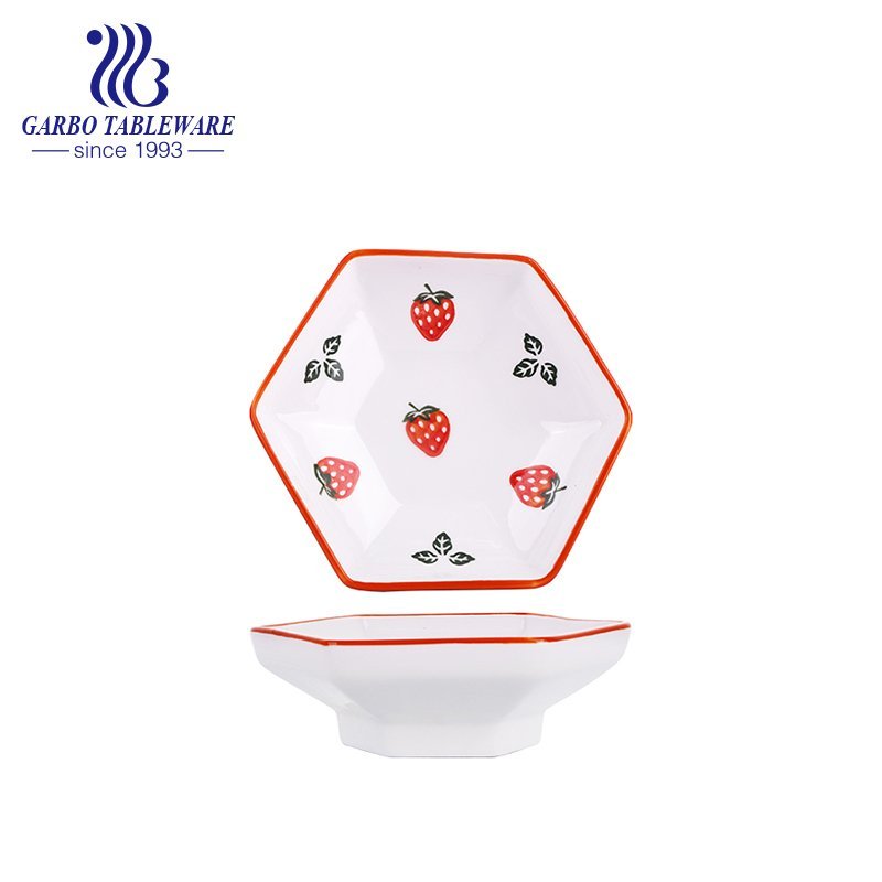 Venda por atacado exclusivo personalizado de morango pintado à mão com design de porcelana quadrada profunda de 9 "travessa