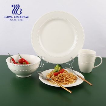 Conjunto de jantar de prato de porcelana com design em relevo com pontos de alta qualidade