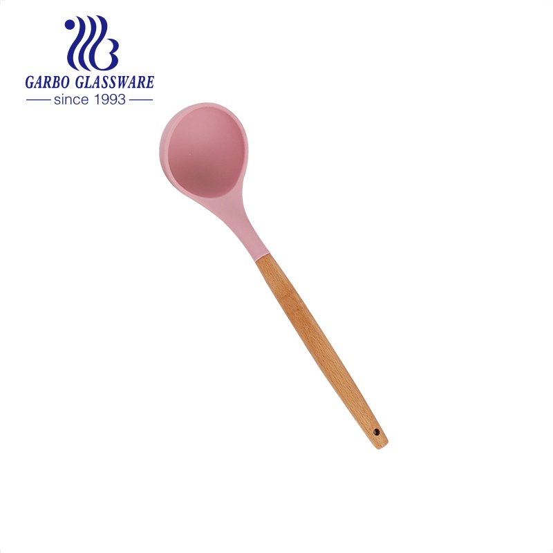 Juego de utensilios de cocina de silicona de color rosa, juego de utensilios de cocina de 31 piezas Juego de espátula de silicona resistente al calor con mango de PC