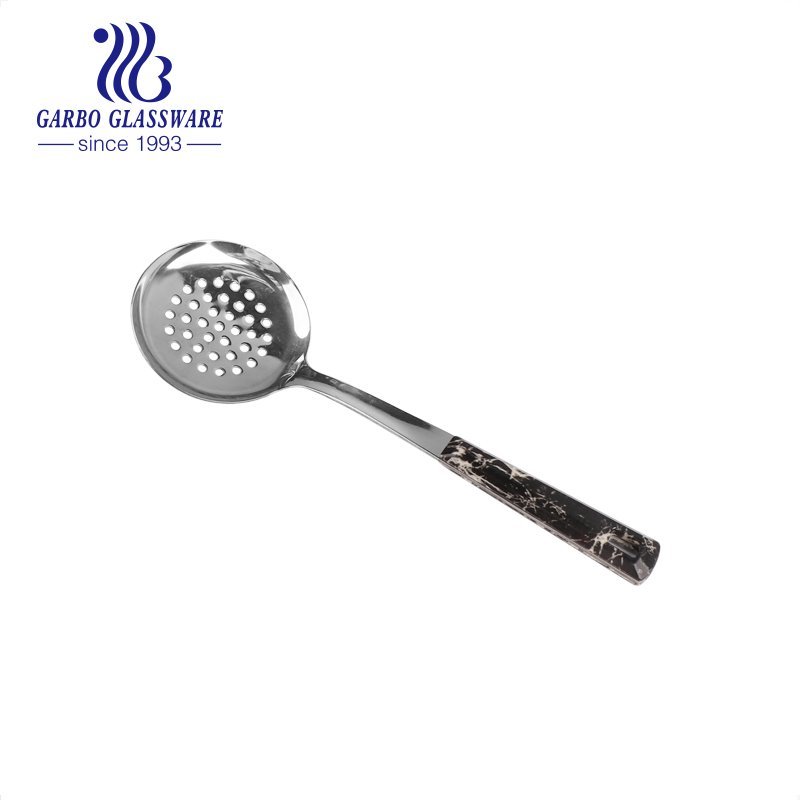 Juego de utensilios de cocina de acero inoxidable Utensilios de cocina Utensilios de cocina antiadherentes Juego de utensilios de cocina con espátula [mango de PP