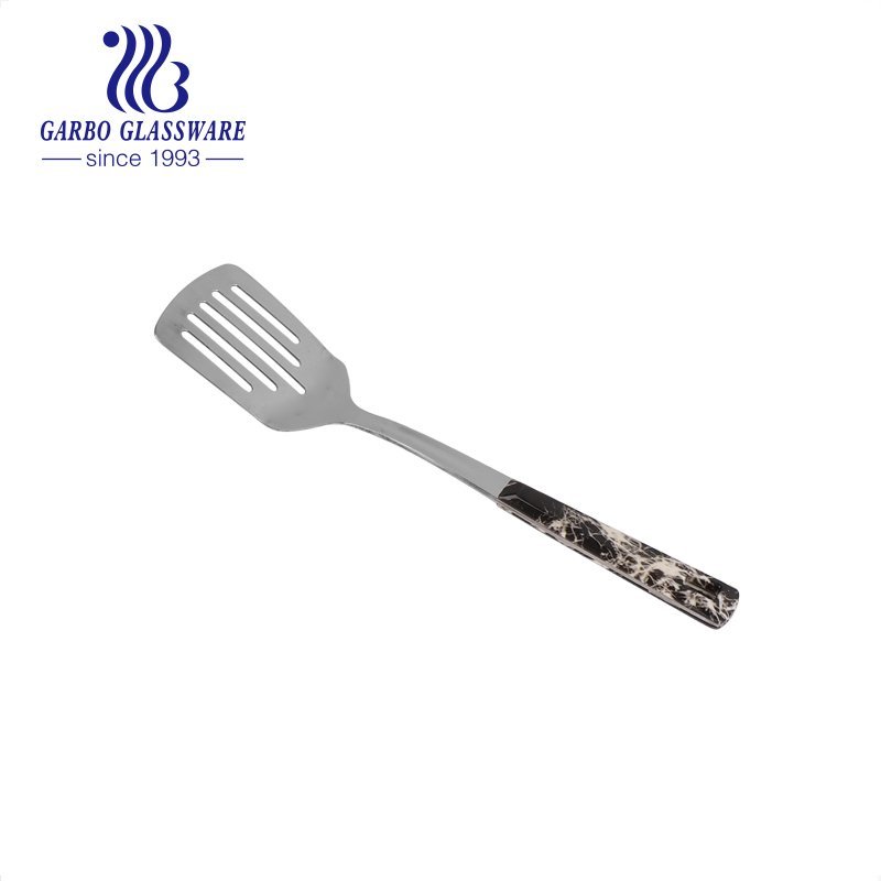 Juego de utensilios de cocina de acero inoxidable Utensilios de cocina Utensilios de cocina antiadherentes Juego de utensilios de cocina con espátula [mango de PP