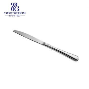 Cuchillo de cena de acero inoxidable 18/0 con diseño delgado para servicio de alimentos