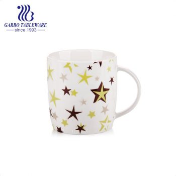 Taza de bebida blanca de porcelana con estampado completo de estrella taza de agua de cerámica taza de bebidas de café para oficina y hogar tazas de regalo promocionales