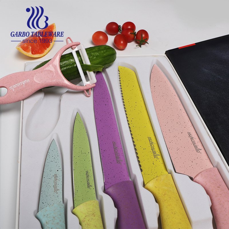 Emballage de boîte-cadeau Matériel de paille de blé de qualité haut de gamme 6pcs Ensemble de couteaux de cuisine de couleur personnalisée