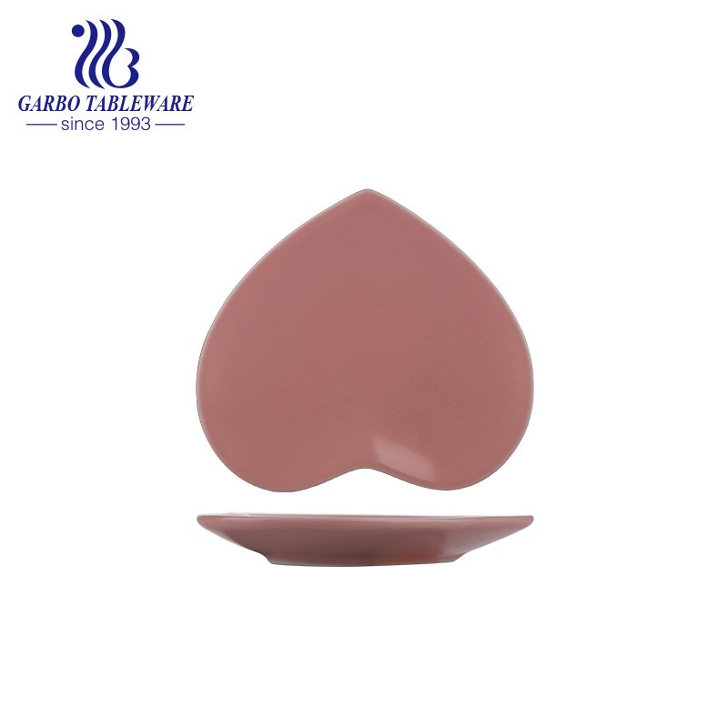 Color rosado mate en forma de corazón precioso de encargo del diseño plato de cerámica del postre de 7.5 pulgadas