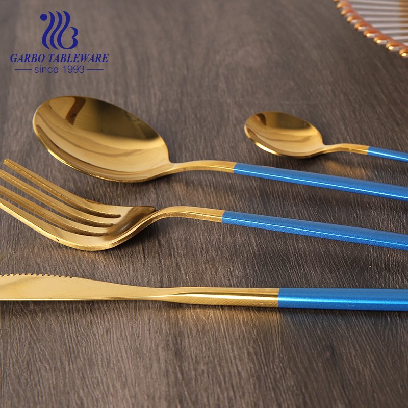 Cuchillo de cena dorado cuchillo de mesa de acero inoxidable chapado en oro mate con mango azul