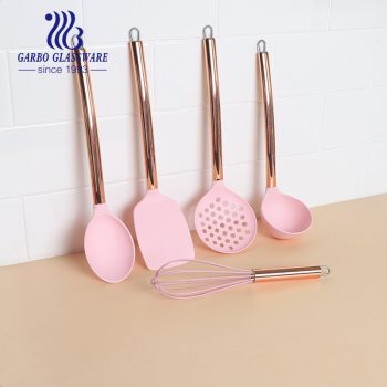 Conjunto de utensílios de cozinha em aço inoxidável resistente ao calor 201 com banho de ouro e rosa e utensílios de cozinha de material de náilon