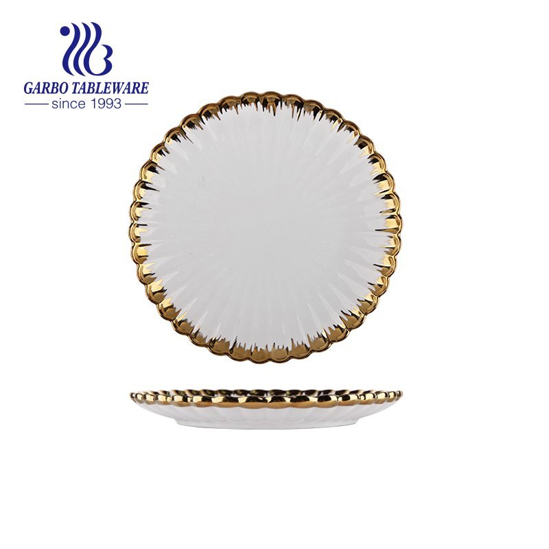 Lovely unique hearted shaped design 11inch luxury white porcelain flat plate with golden plated