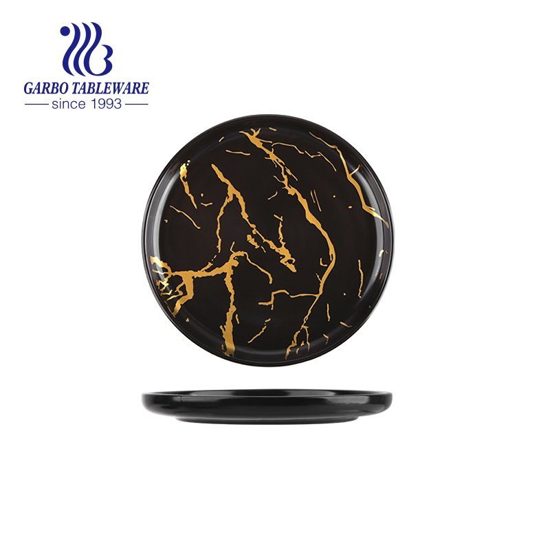 Atacado placa de carregador de porcelana de 10 polegadas de design de mármore exclusivo personalizado cor preta para jantar