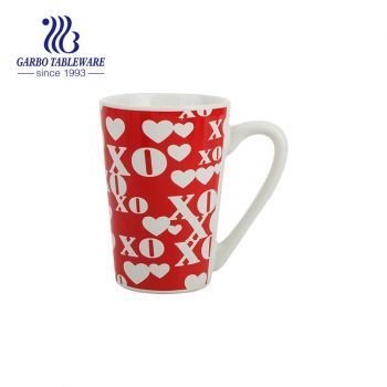 Paar Herzform Druck kreative Keramik Kaffeetasse Set Restaurant Wassertrinkbecher Hotelbecher mit langem Griff