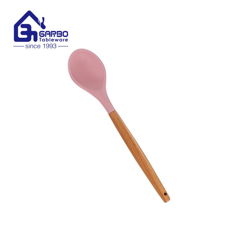 Heart Shape Non Stick Slotted Kitchen Spatulas High Heat Resistant Silicone Solid Turner