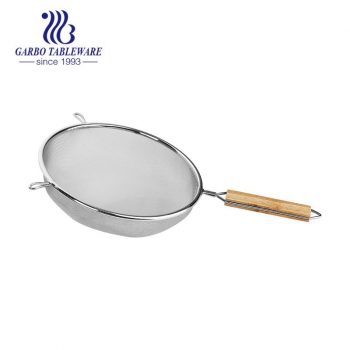 Stainless steel fishing fence large colander kitchen noodle spoon frying colander fishing spoon wooden handle popular cooking scoop