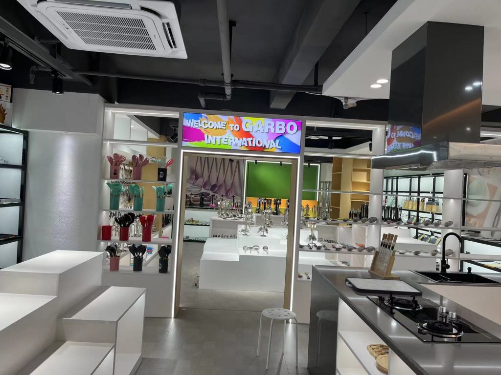 The seventh showroom for kitchen tools