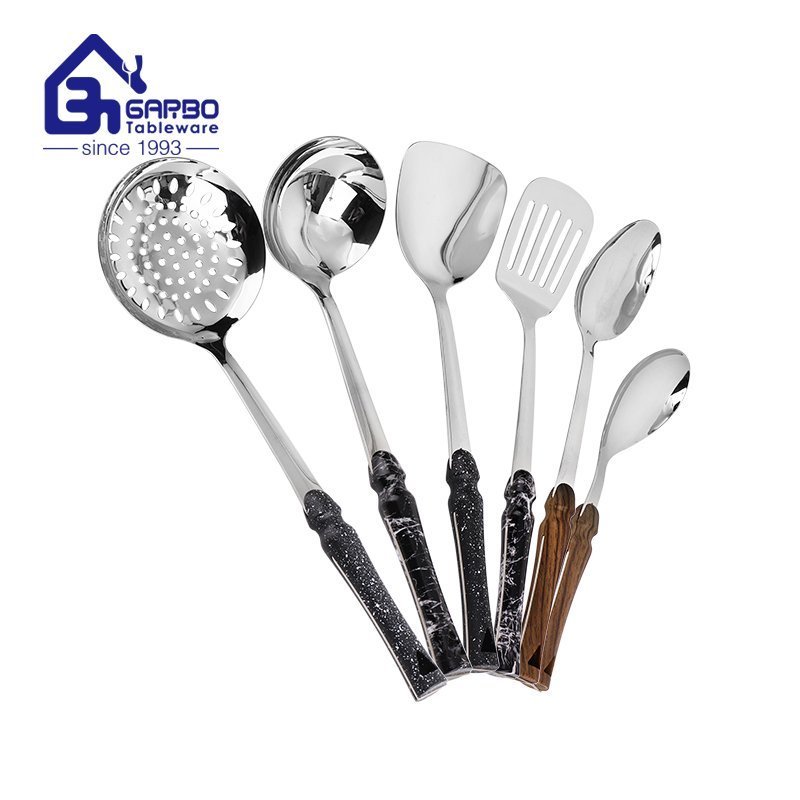 Which material is the top choice for soup spoon?
