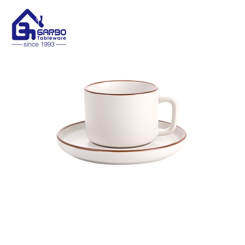 Conjunto de canecas de café e chá de cerâmica branca com borda colorida com pires 220ml conjuntos de canecas de grés