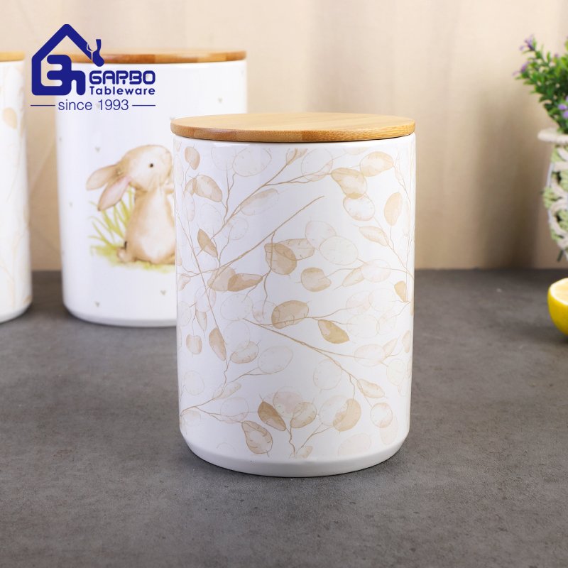 1200ml Ceramic Storage Jar with Bamboo Lid and Golden decal