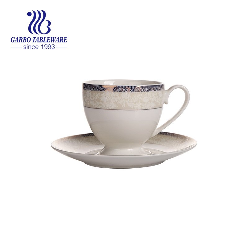 Ensemble de tasses à café et à thé en céramique blanche avec bord coloré avec assiette à soucoupe Ensembles de tasses en grès de 220 ml