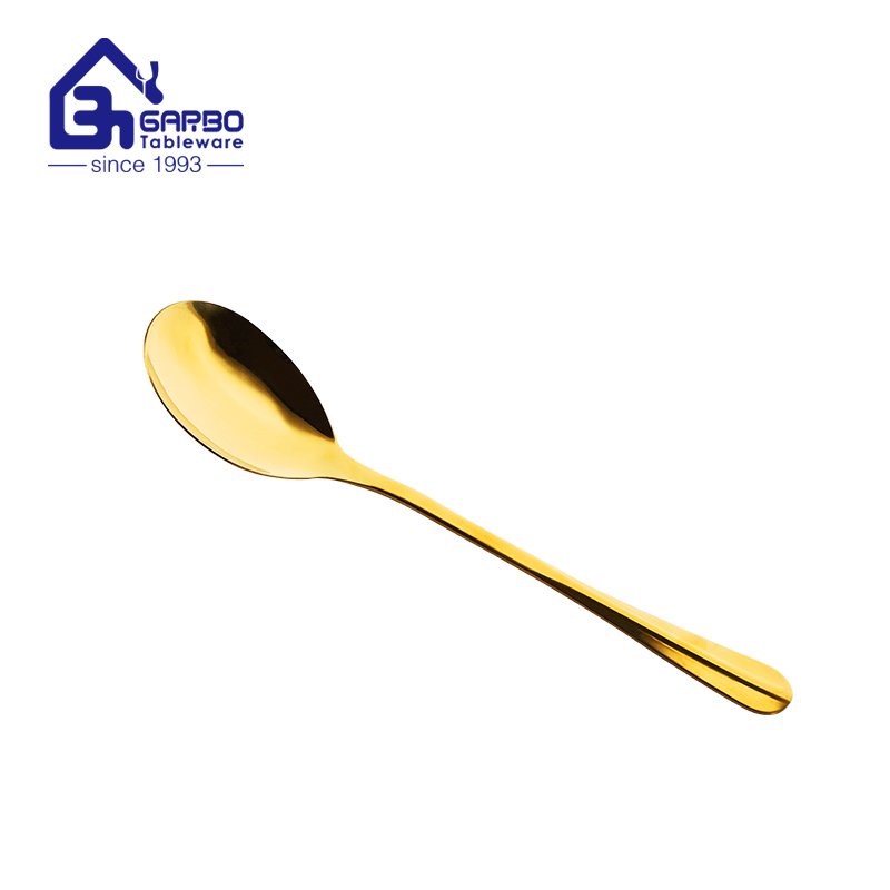 Nuevo diseño 201ss PVD Color dorado Cucharón de sopa grande Cocina Herramienta de cocina Utensilios para servir