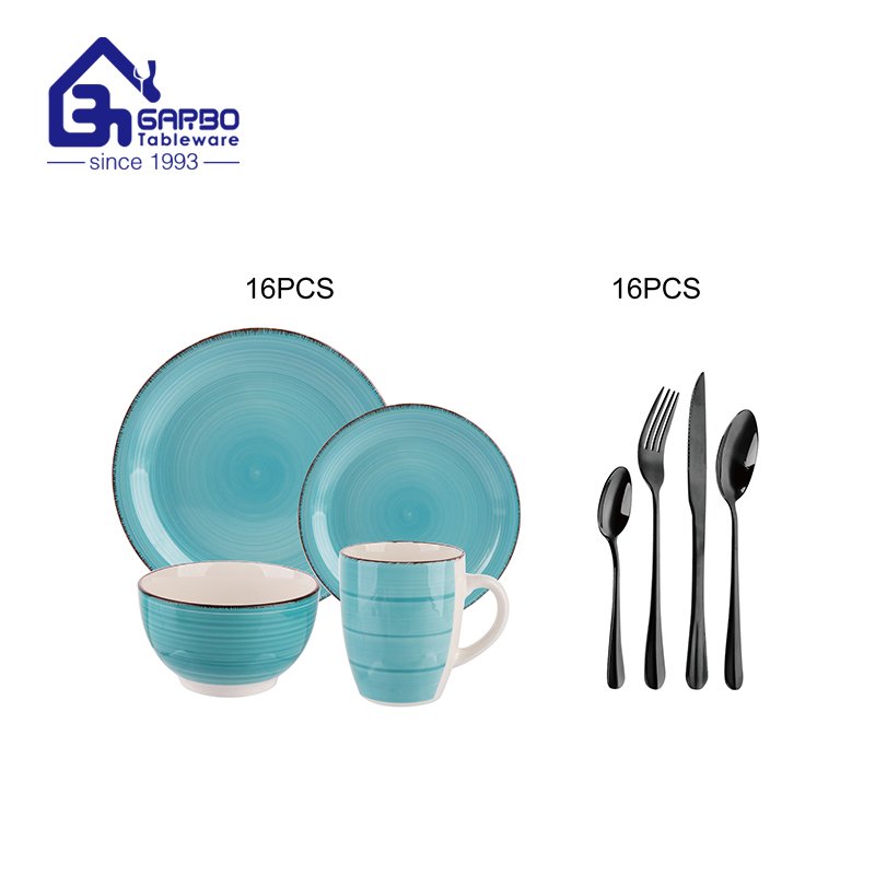 Wholesale popular colored 4people use royal dinnerware sets with cutlery set