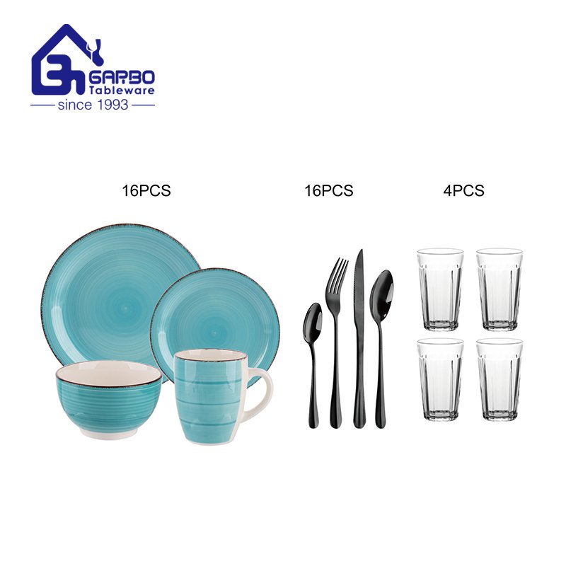 Conjunto de utensílios de cozinha de cerâmica clássica com impressão de decalque redondo completo, talheres de aço inoxidável e copos de vidro