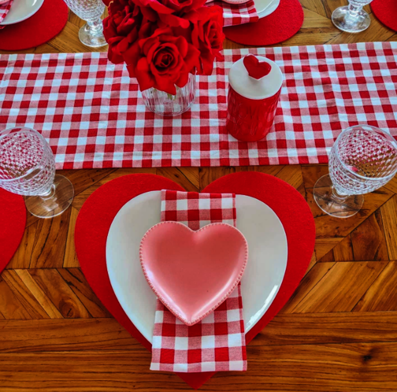 Read more about the article Best dinnerware and glassware for Valentine’s Day 2023